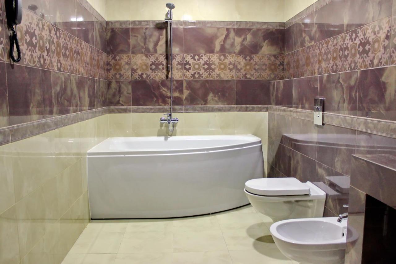 Georg Park Hotel Tarashany